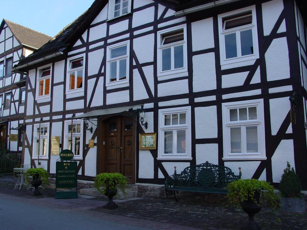 Robert'S Bed & Breakfast Helmarshausen Exterior photo